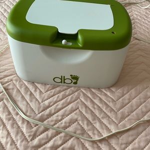 Baby wipe’s warmer